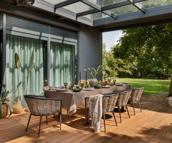 veranda-einer-villa-mit-home-staging veranda-einer-villa-mit-home-staging